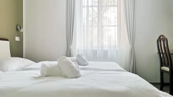 Standardna dvoposteljna soba