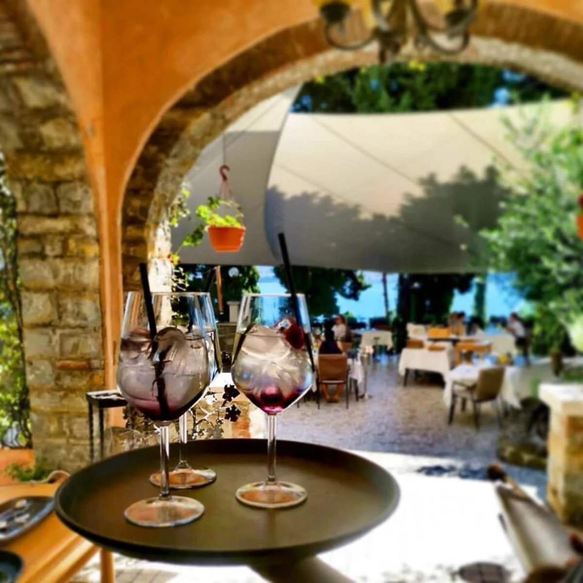 Aperitif on the Villa Andor restaurant terrace